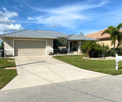 132 Peckham St Se, PORT CHARLOTTE, FL, 33952-9135 | Card Image