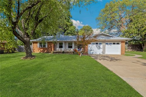 1410 S Morlan Ave, Springdale, AR, 72764-6912 | Card Image