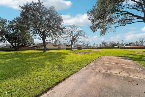 5230 Pine Ave, Pasadena, TX, 77503-3938 | Card Image