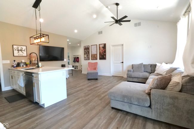 2144 Connie Ct, House other with 2 bedrooms, 2 bathrooms and null parking in Franklin IN | Image 11