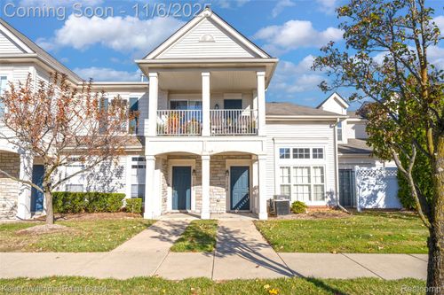 7104 Addington Dr, Commerce Twp, MI, 48390-4010 | Card Image