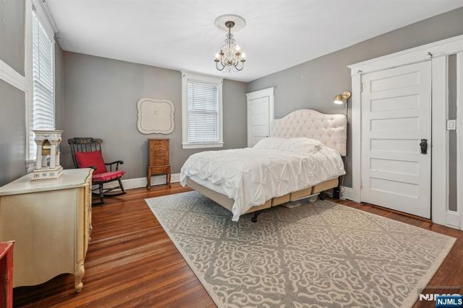 74 Oakdene Ave, House other with 6 bedrooms, 3 bathrooms and null parking in Cliffside Park NJ | Image 23