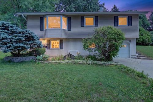 1638 Arkansas Avenue, Madison, WI, 53704 | Card Image