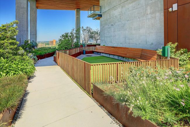 View of yard with fence | Image 21