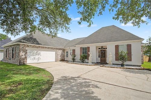335 Quill Court, Slidell, LA, 70461 | Card Image