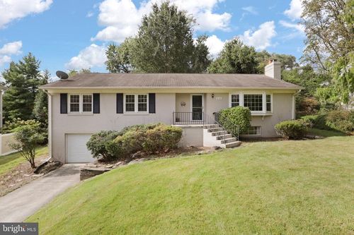 6139 Tompkins Dr, MCLEAN, VA, 22101-3236 | Card Image