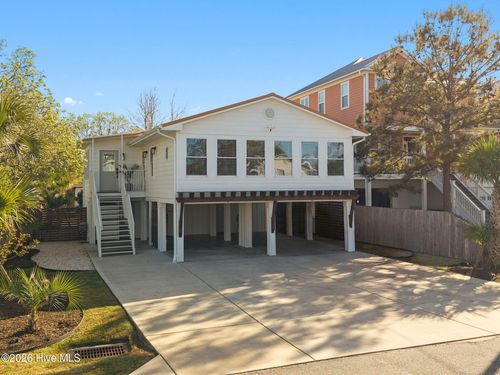 305 Sumter Ave, Carolina Beach, NC, 28428-5318 | Card Image