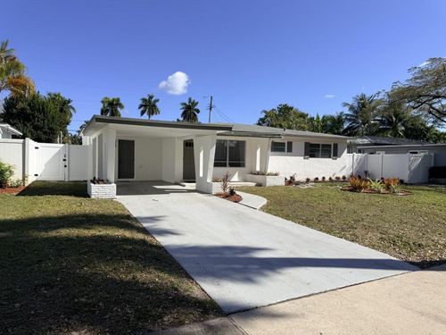 607 N Golf Dr, Hollywood, FL, 33021-6141 | Card Image