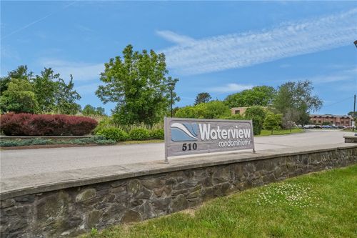 401a-510 Child St, Warren, RI, 02885-1828 | Card Image