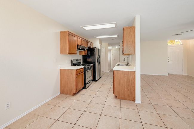 17254 Bushmills Rd, House other with 3 bedrooms, 2 bathrooms and 2 parking in Pflugerville TX | Image 5