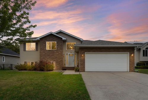 517 2nd St S, Montrose, MN, 55363-5447 | Card Image