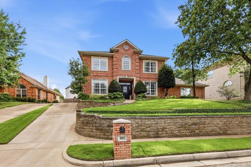 801 Bent Tree Dr, Euless, TX, 76039-2143 | Card Image