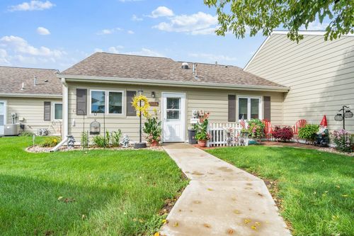 1023 Minnesota St N, Ortonville, MN, 56278-1206 | Card Image