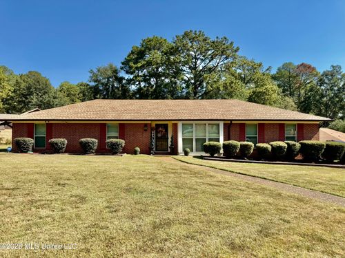1322 Canterbury Ln, Jackson, MS, 39212-3805 | Card Image