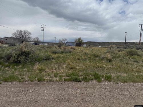 616 3rd St, Hanna, WY, 82327-5092 | Card Image
