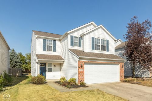 2808 Dawnlake Dr, Indianapolis, IN, 46217-7025 | Card Image