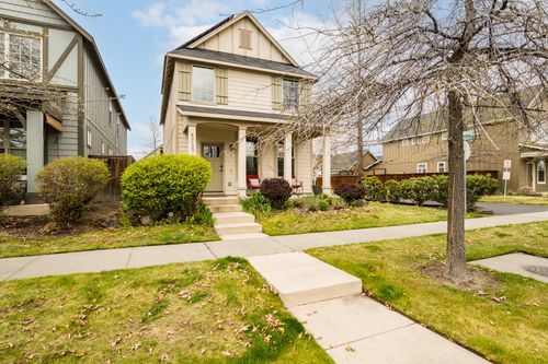 63127 Ne De Haviland St, Bend, OR, 97701-7058 | Card Image