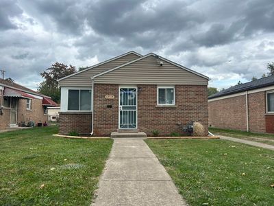 12515 S Ada Street, House other with 3 bedrooms, 1 bathrooms and 2 parking in Calumet Park IL | Image 1