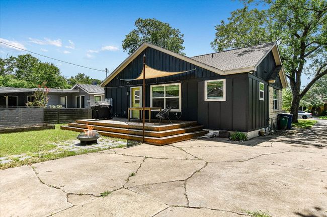 3004 Breeze Ter, House other with 3 bedrooms, 2 bathrooms and 2 parking in Austin TX | Image 19