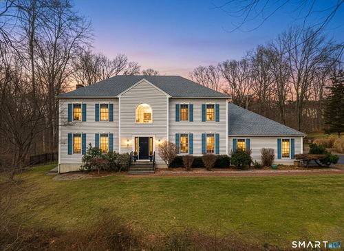 101 Leighton Trl, Guilford, CT, 06437-4333 | Card Image