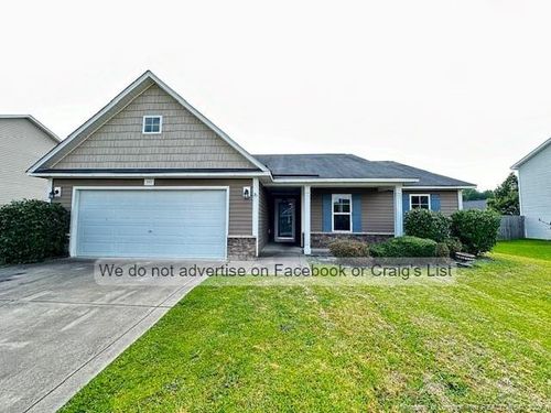 542 Broad Dr, Raeford, NC, 28376-8188 | Card Image