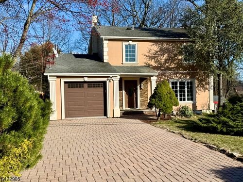 13 Algonquin Ave, Rockaway, NJ, 07866-1003 | Card Image