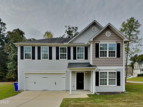124 Hunterwood Pl, Benson, NC, 27504-9417 | Card Image
