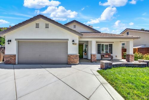 560 Evans Road, Dixon, CA, 95620 | Card Image