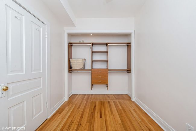 APT-2 - 3256 N Lakewood Ave, Condo with 3 bedrooms, 2 bathrooms and null parking in Chicago IL | Image 9