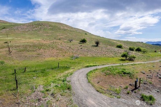 Gentle driveway to your land. | Image 39