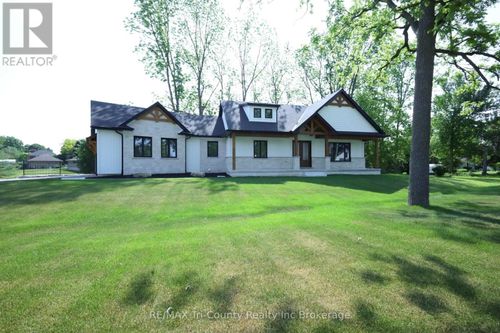 66 Talbot St, Courtland, ON, N0J1E0 | Card Image