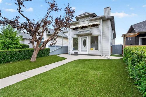 136 Hunterhorn Dr Ne, Calgary, AB, T2K6H3 | Card Image