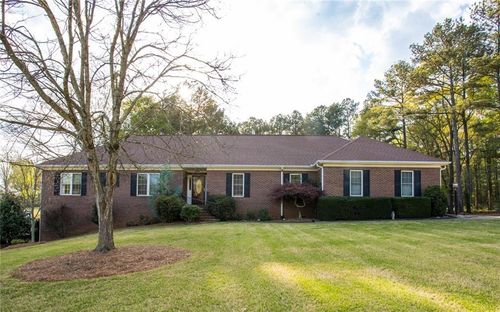 4450 Bay Creek Rd, Loganville, GA, 30052-7390 | Card Image