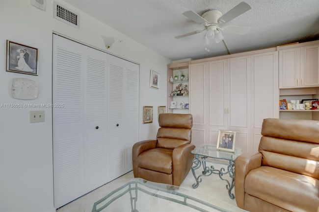 APT-604 - 1505 N Riverside Dr, Condo with 2 bedrooms, 2 bathrooms and null parking in Pompano Beach FL | Image 25