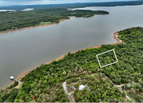 2 Estate Dr, Canadian, OK, 74425 | Card Image