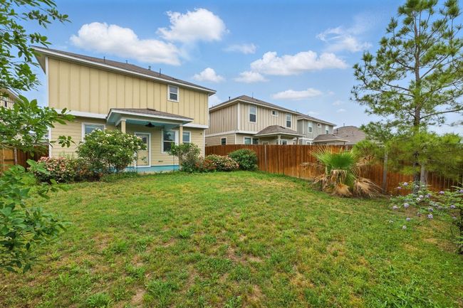 Large backyard | Image 26