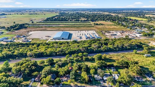 634 E South St, Whitesboro, TX, 76273-2309 | Card Image