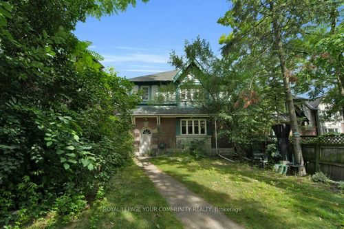 390 Davenport Rd, Toronto, ON, M4V1B4 | Card Image