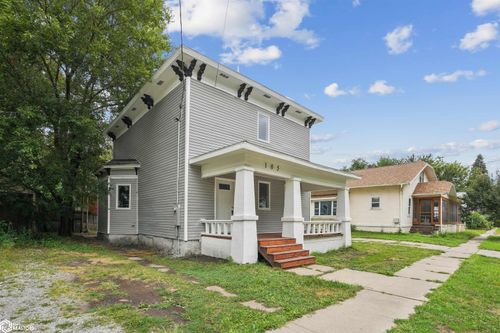 105 S D St, Fairfield, IA, 52556-3135 | Card Image