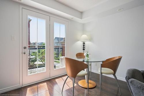 21-2450 Post Rd, Oakville, ON, L6H0J2 | Card Image