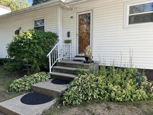 124 Mill Road, Hampton, NH, 03842 | Card Image