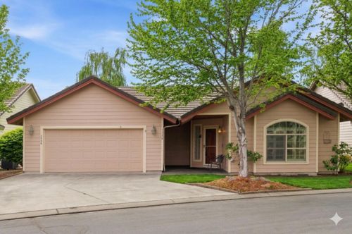 1736 Nw Nickernut Pl, Redmond, OR, 97756-7793 | Card Image