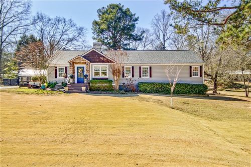 520 Toombs St, Palmetto, GA, 30268-1215 | Card Image