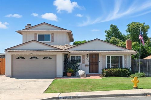 10005 White Pine Ln, Santee, CA, 92071-1142 | Card Image