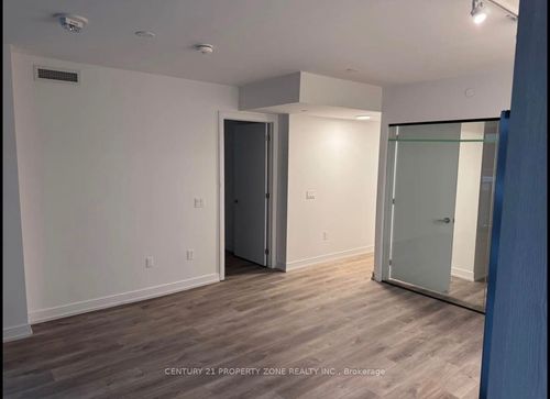 723-1 Jarvis St, Hamilton, ON, L8R3J2 | Card Image
