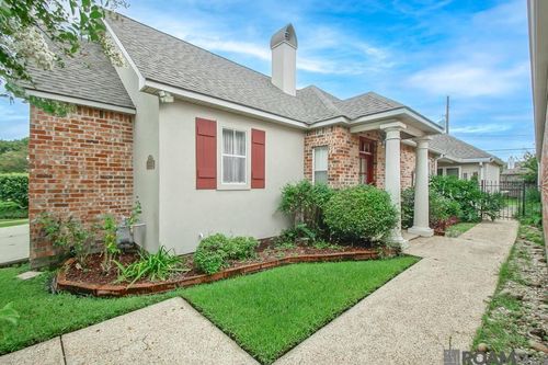 15305 High Woods, Baton Rouge, LA, 70816 | Card Image
