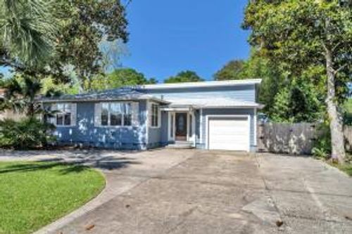 270 Beachview Dr Ne, Fort Walton Beach, FL, 32547-2837 | Card Image