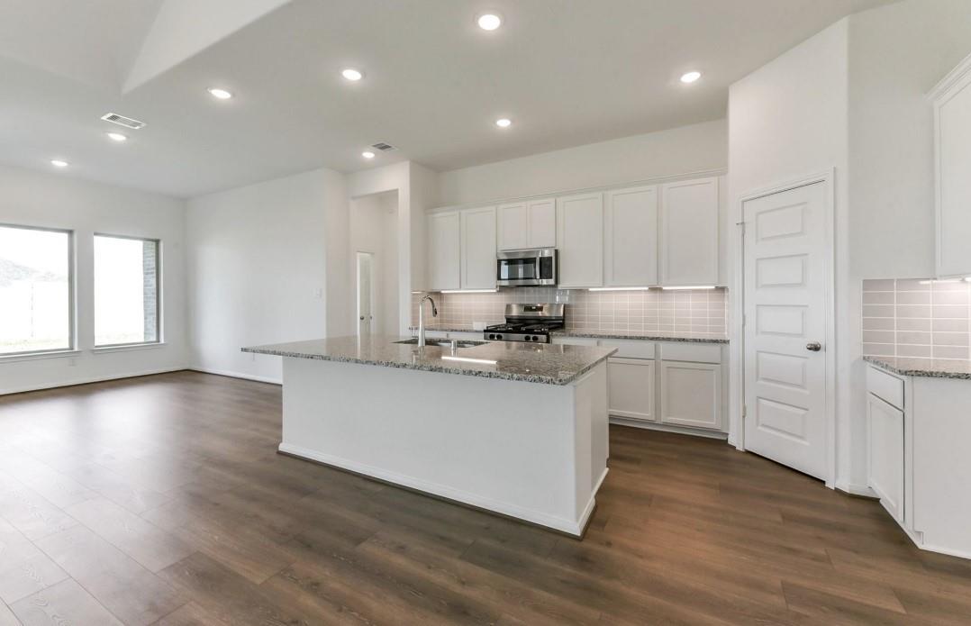 Residential in Magnolia 5