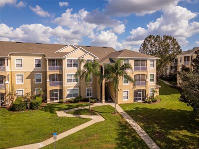 304 - 2305 Silver Palm Drive, Condo with 2 bedrooms, 2 bathrooms and null parking in Kissimmee FL | Image 1