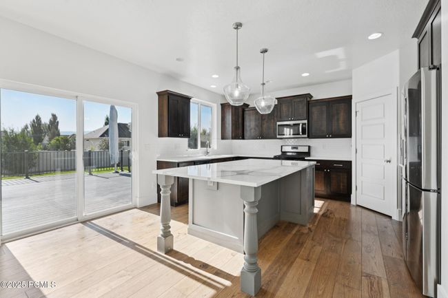 415 E 360, House other with 6 bedrooms, 4 bathrooms and null parking in Midway UT | Image 13